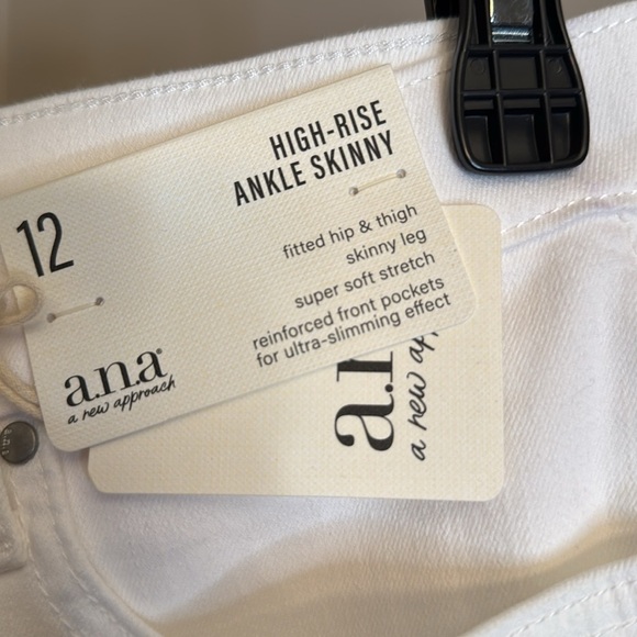 ANA white high-rise ankle skinny pants size 12 - Picture 3 of 5